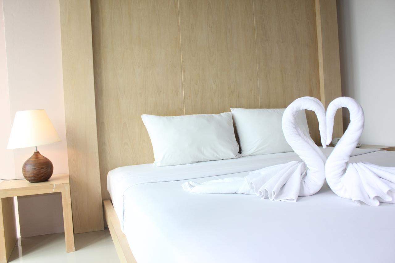 Bansabai Sabaidee Service Apartment Bangkok Buitenkant foto
