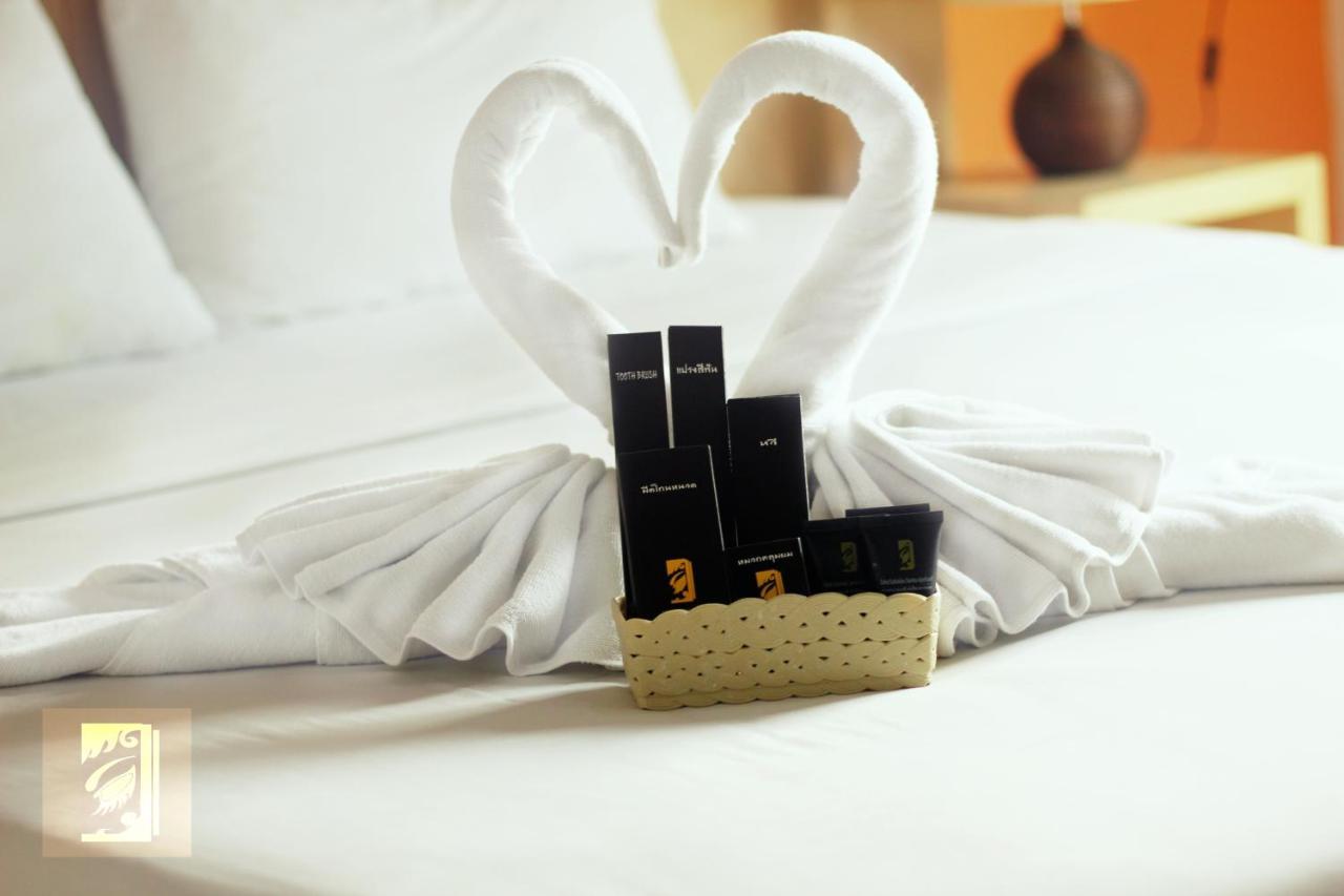 Bansabai Sabaidee Service Apartment Bangkok Buitenkant foto