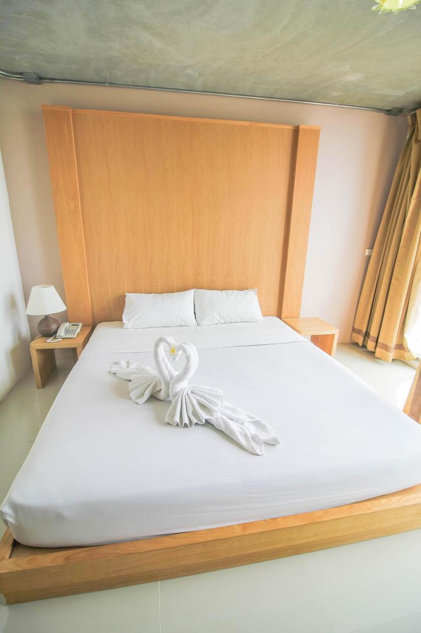 Bansabai Sabaidee Service Apartment Bangkok Buitenkant foto