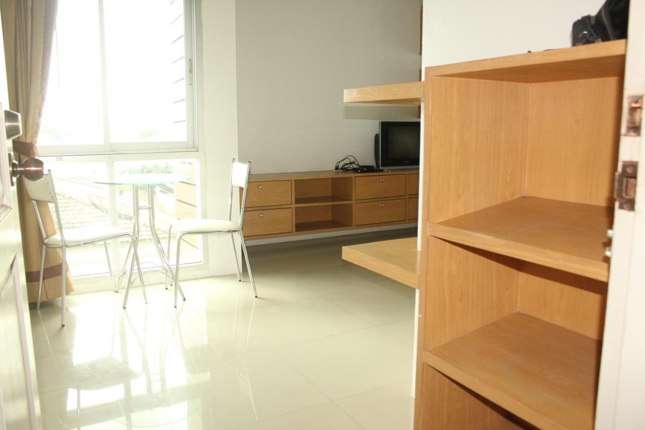 Bansabai Sabaidee Service Apartment Bangkok Buitenkant foto